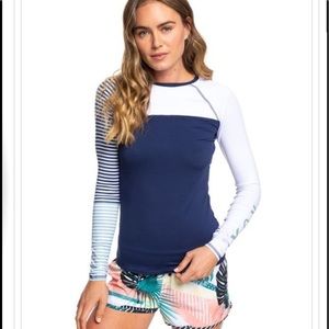 Roxy rashguard